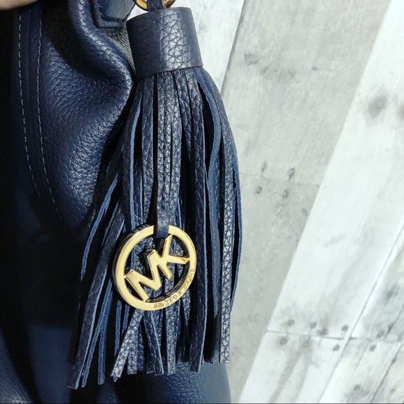 Michael Kors | frances XL navy crossbody bag - Picture 3 of 8